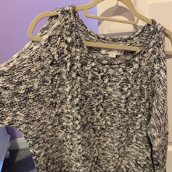 Vintage Havana Sweater - Picture 3 of 3